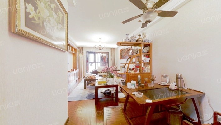 地铁万科时代广场二手房实景图