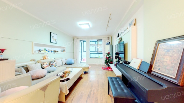 亲亲家园三期二手房实景图