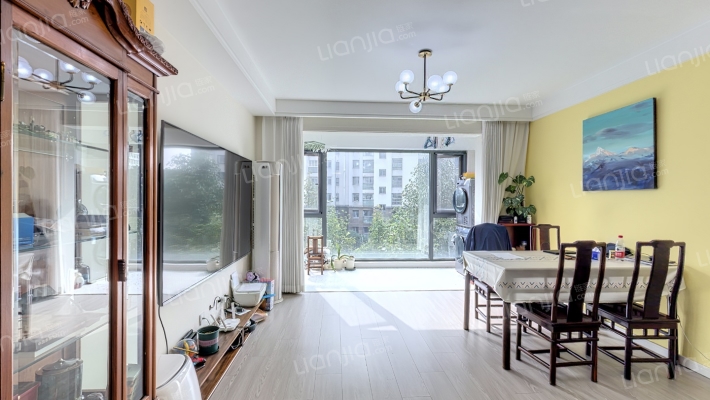 万源城逸郡二手房实景图