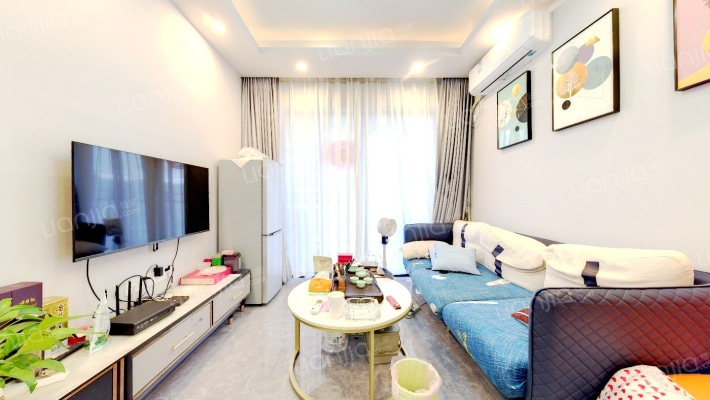 中央豪庭二手房实景图