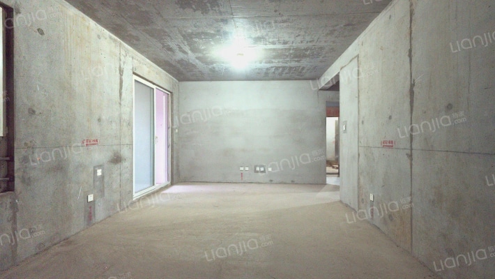 保利爱尚里二手房实景图