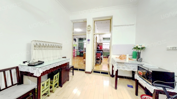 解放公园路解放社区二手房实景图