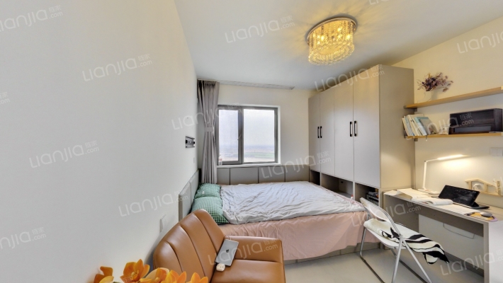 龙腾碧玉湾二手房实景图