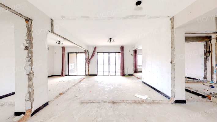 国际公园剑桥区二手房实景图