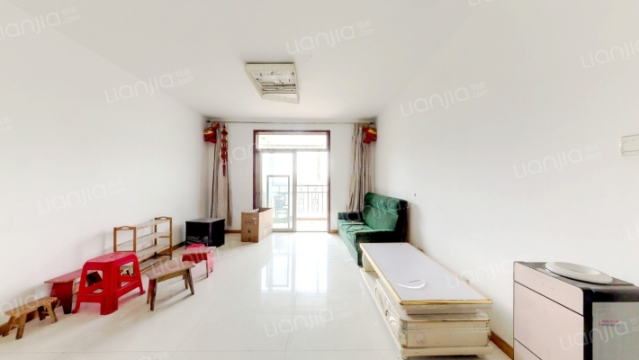 东航银燕小区二手房实景图