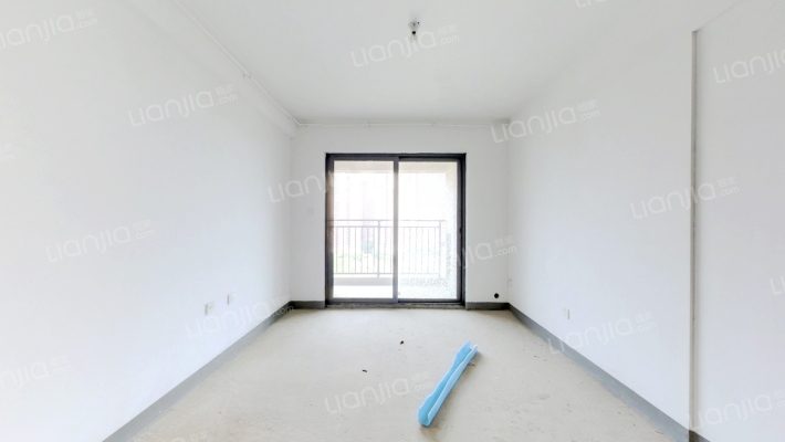 铂玥府二手房实景图