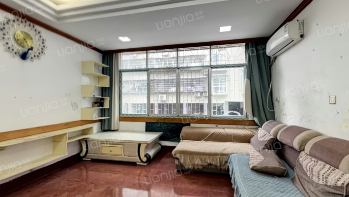 百货站宿舍二手房实景图