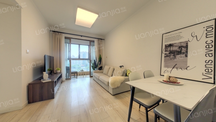 御翠豪庭二手房实景图