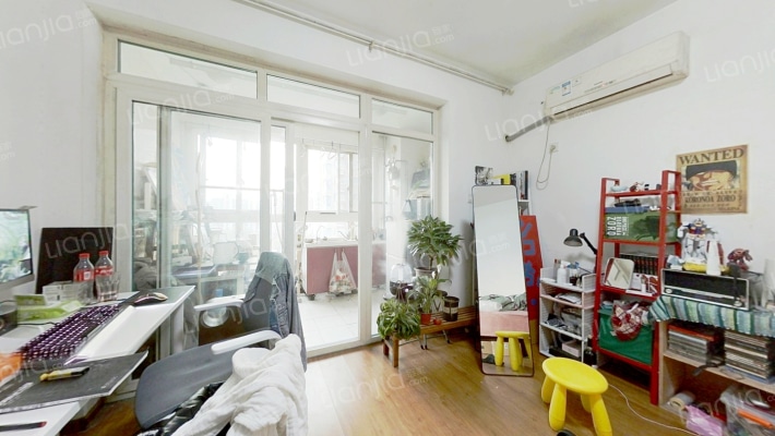 君逸左岸二手房实景图