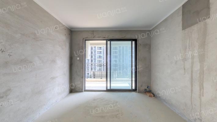 鲲鹏邸南区二手房实景图