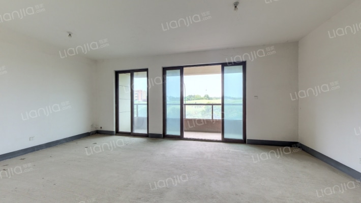 半岛云著二手房实景图