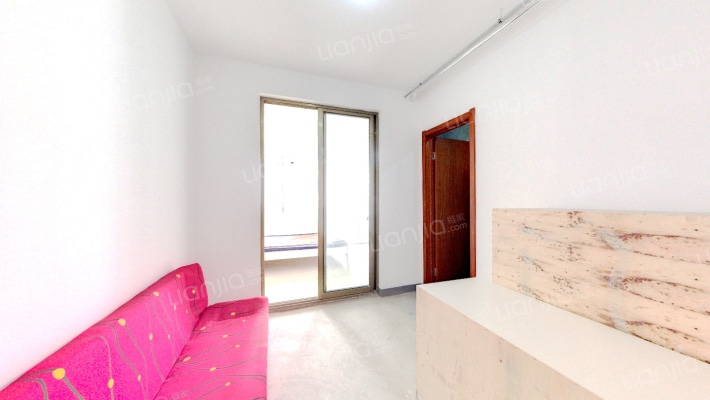 石埠湾秋山苑二手房实景图