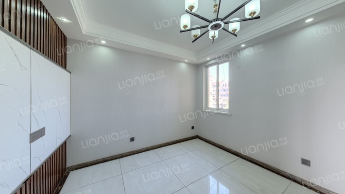 省电三公司宿舍二手房实景图