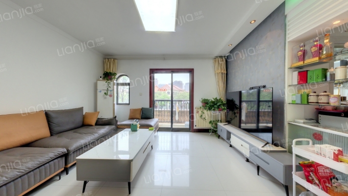 普罗旺世温莎城堡二手房实景图