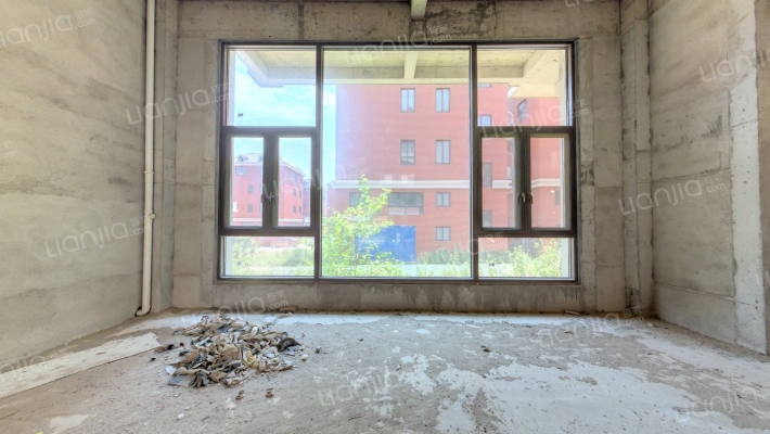 南宅小区二手房实景图