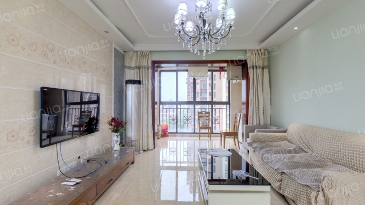 鹏润伊顿公馆二手房实景图