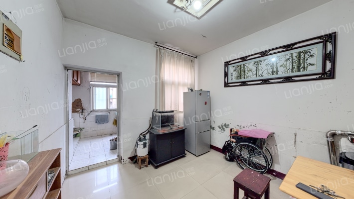 阳彭山村二手房实景图