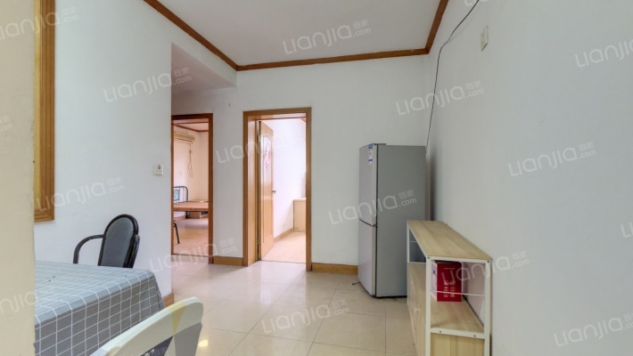 山潘三村二手房实景图