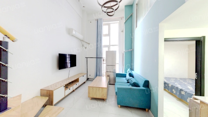 天山世界之门二手房实景图