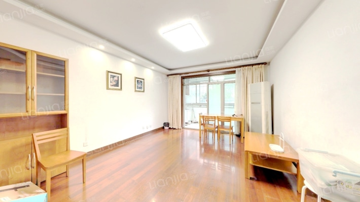 临江佳园二手房实景图