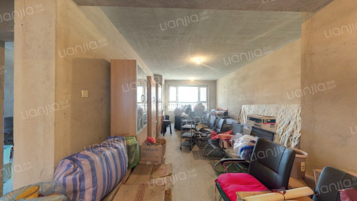 英伦小镇A区二手房实景图