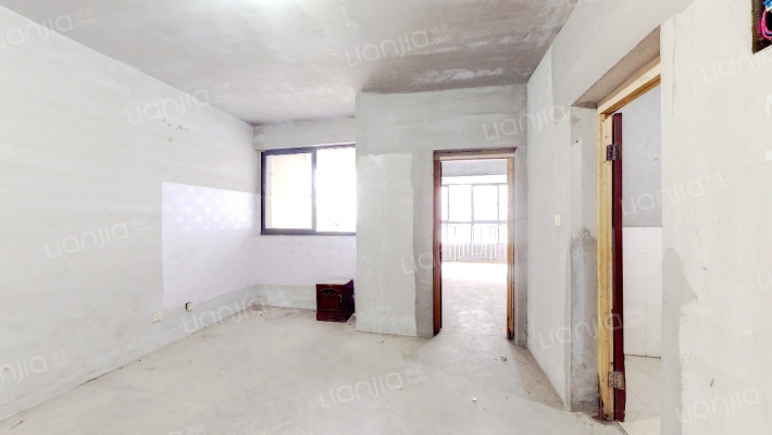 梁南苑A区二手房实景图