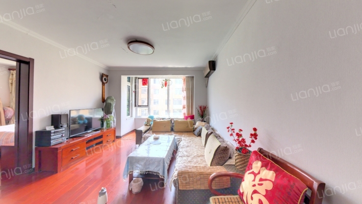 香槟蓝湾二手房实景图