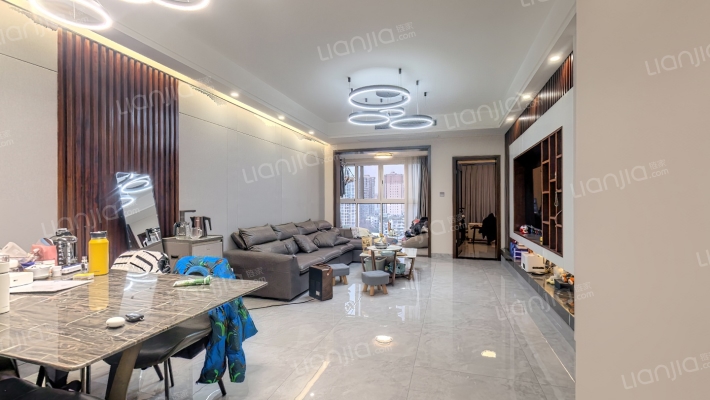 白鸽岛尚二手房实景图