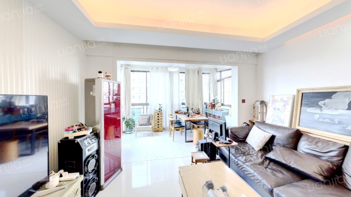 时代名轩南区二手房实景图