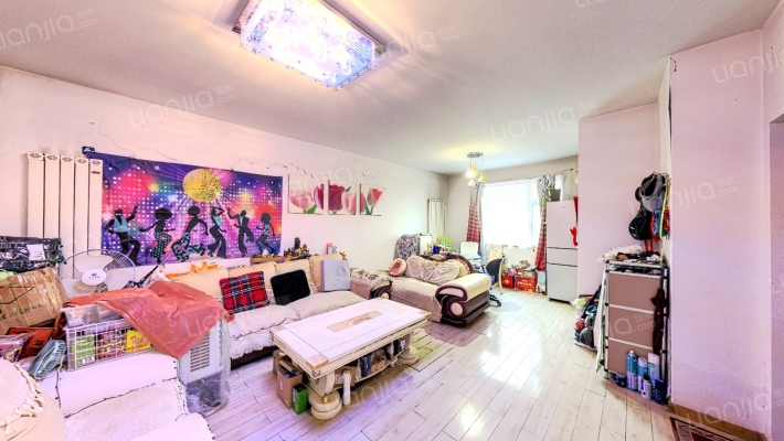 雅秀园二手房实景图