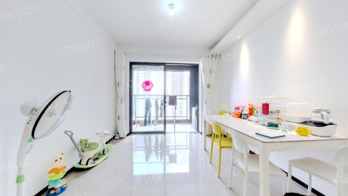 新城燕澜和鸣花园二手房实景图