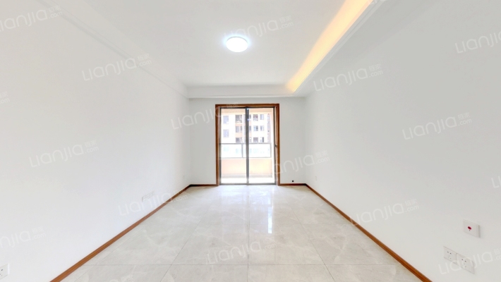 中铁城江督府二手房实景图