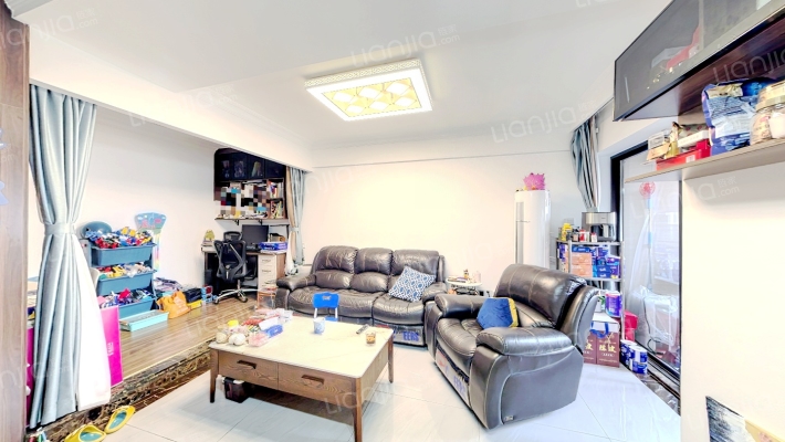 跑马地花园二手房实景图