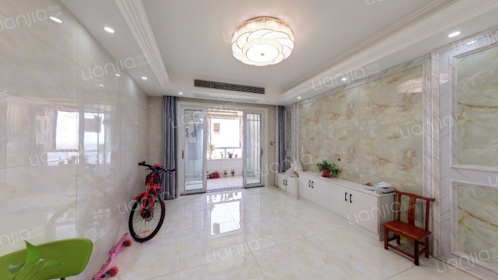 新城吾悦广场二期二手房实景图