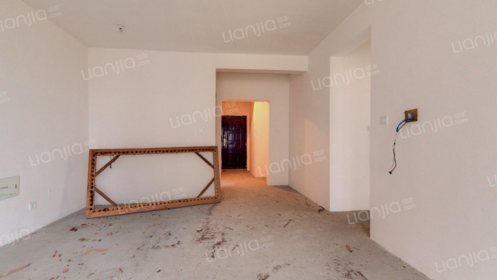 星月尚溪河畔二手房实景图