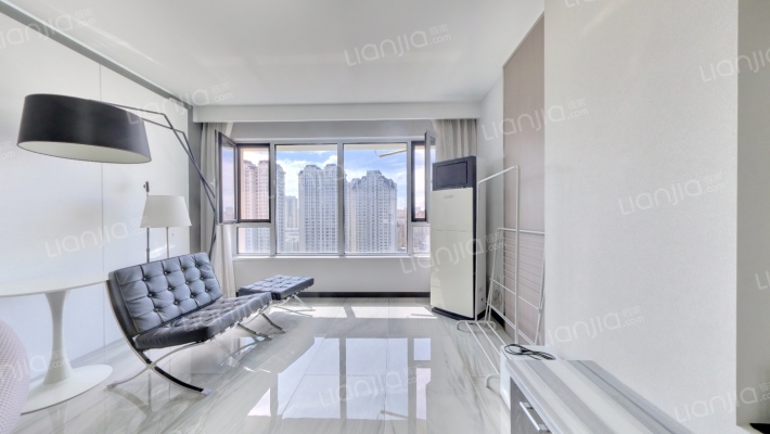 天鹅湾·赫郡二手房实景图