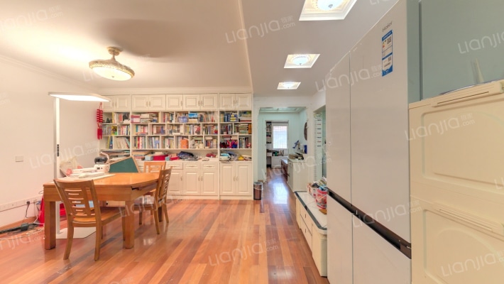 双拜巷教师公寓二手房实景图