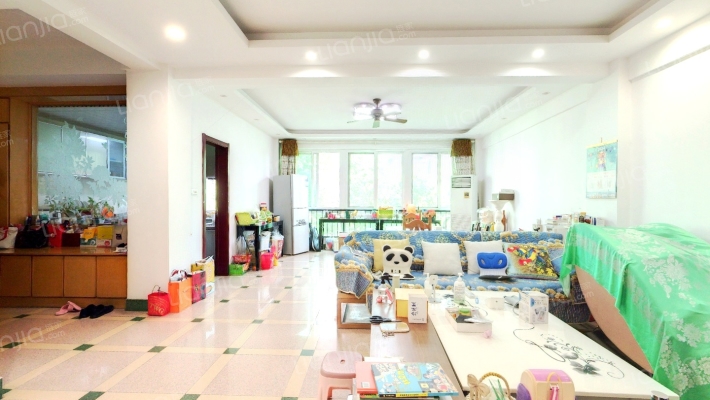 鹏程花苑二手房实景图