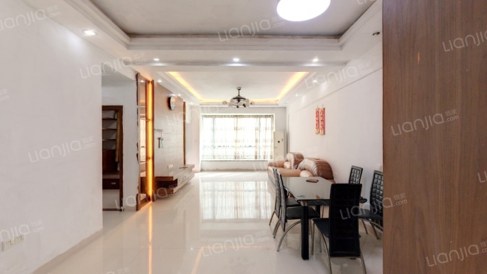 四季康城二手房实景图