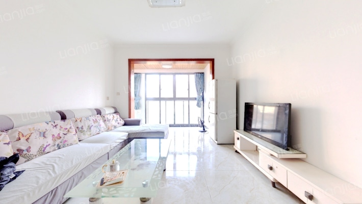 晶宝塞纳国际二手房实景图