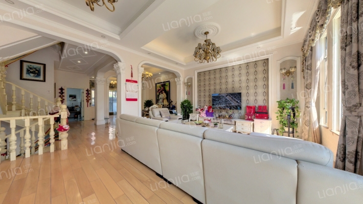 天居玲珑湾(别墅)二手房实景图