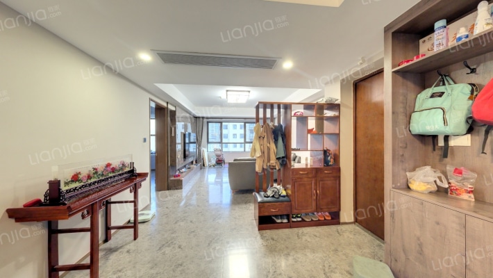 高铁城二手房实景图