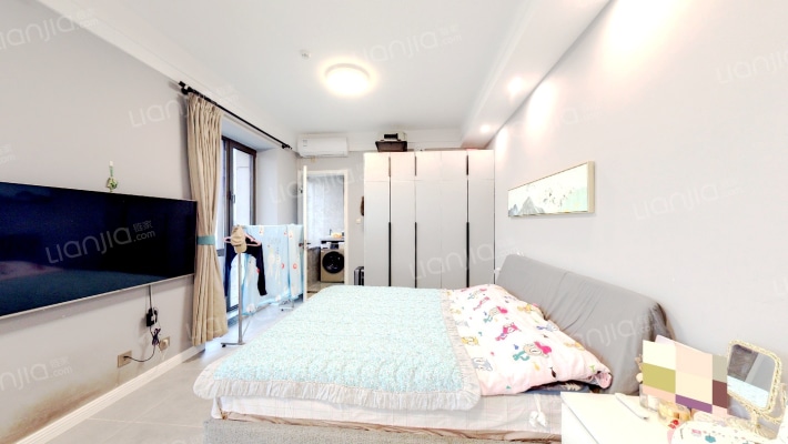 东港天鹅湾二手房实景图