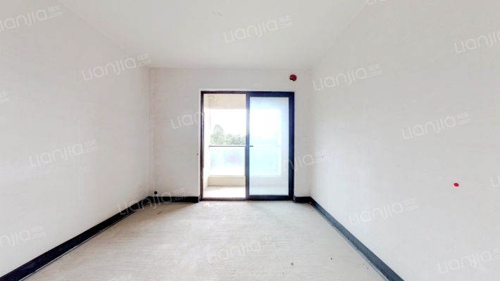 芷岸小区二手房实景图