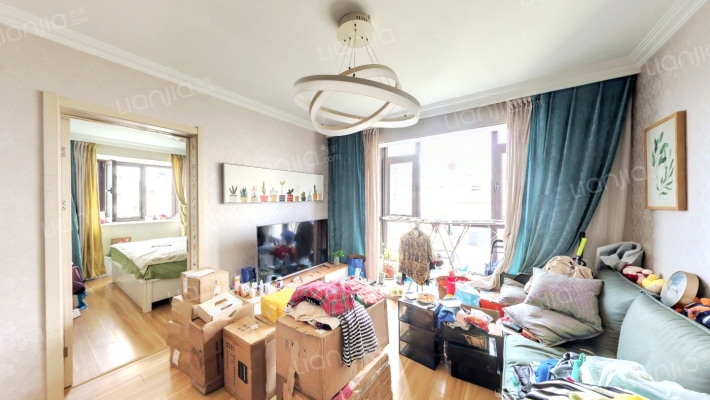 假日普罗旺斯北区二手房实景图