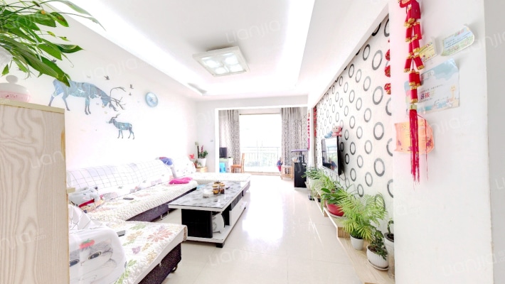 汤泉HOUSE二手房实景图