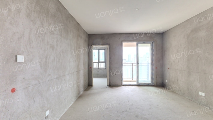 三特凤鸣朝阳二手房实景图