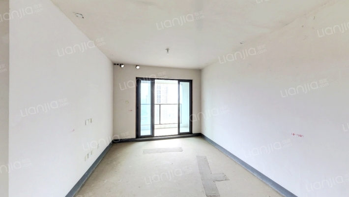 语山棠花园B区二手房实景图