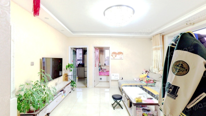 后现代橙二手房实景图