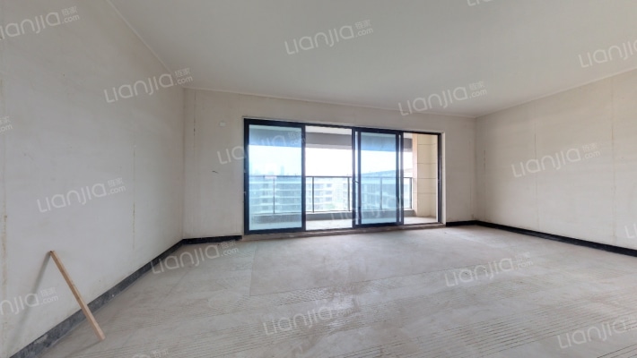 龙湖云瑶玉陛瑶林一组团二手房实景图